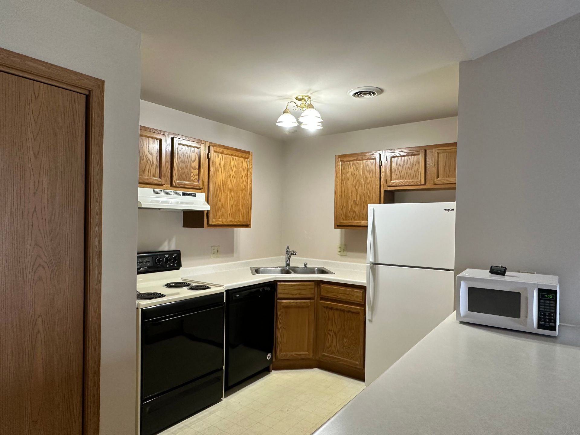 Oakview Garden Colonial Property Management LLC