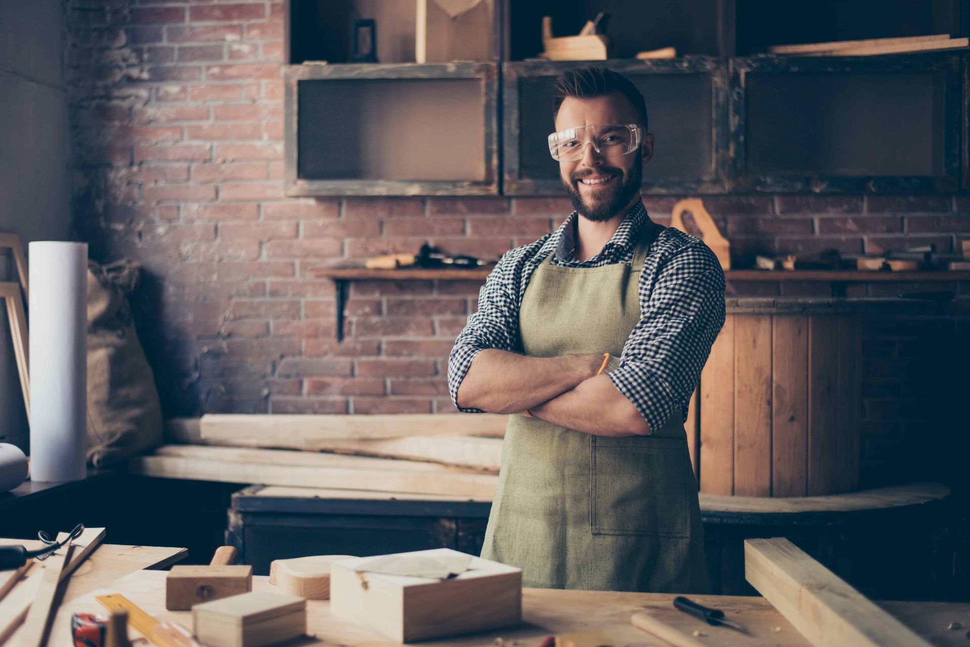 An experienced cabinet maker from Fort Collins Cabinet Kings