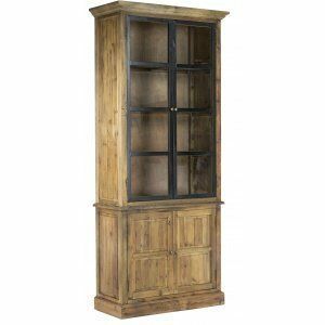 Armoire haute en bois avec portes vitrées en partie supérieure et portes pleines en partie inférieure.