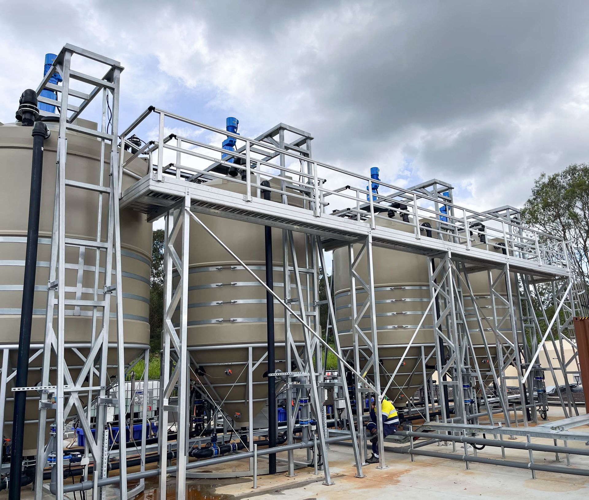 Custom Walkways For Tank Roof Access