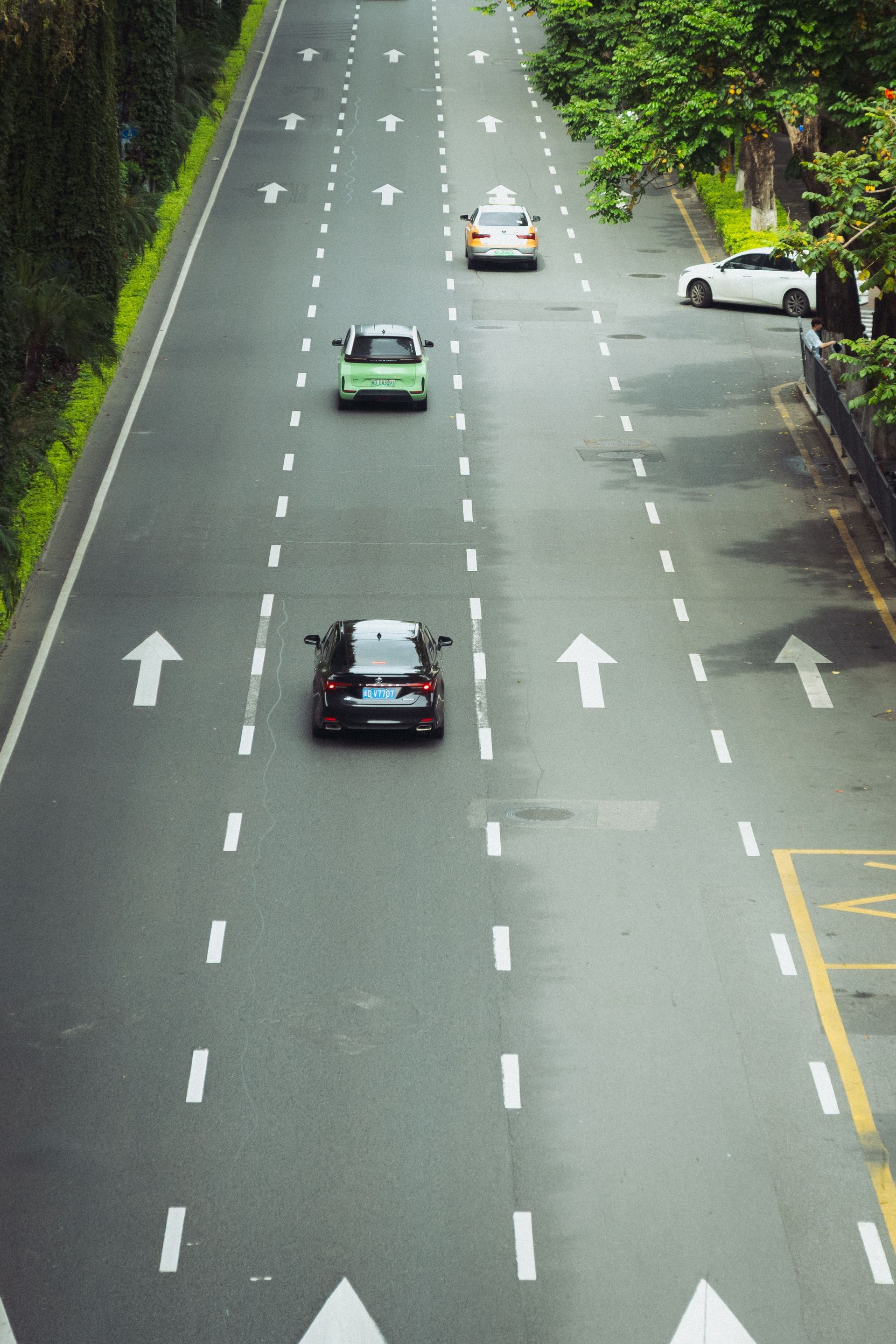 three-lane road | Rozema's Car Care