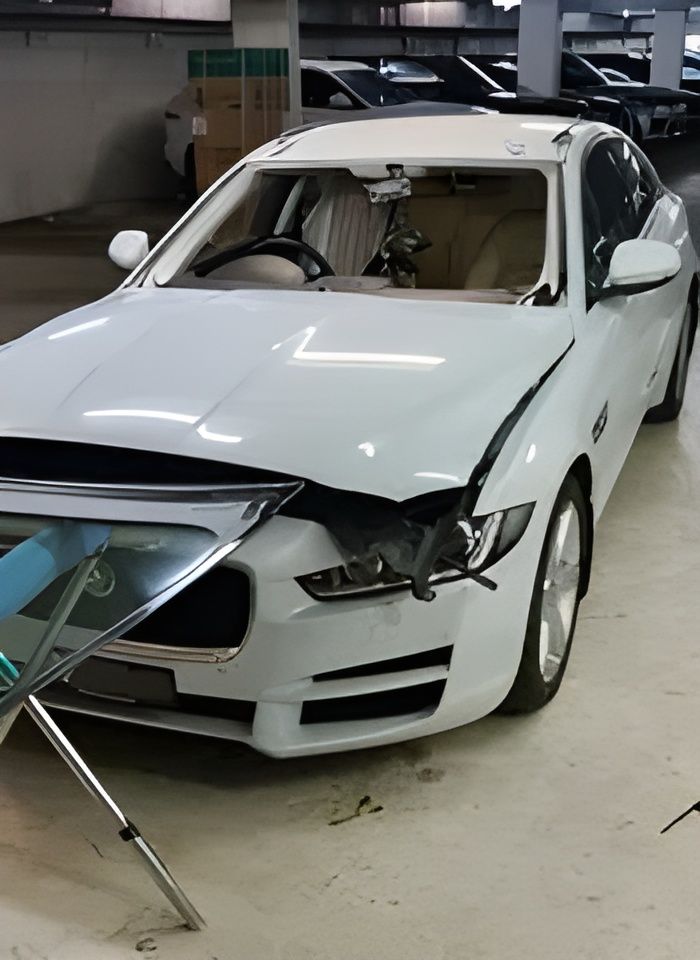 A White Car With a Broken Windscreen — A1 CarGlass In Caloundra, QLD