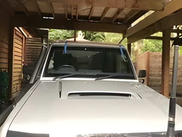 A White Truck With a New Replaced Windscreen — A1 CarGlass In Maroochydore, QLD

