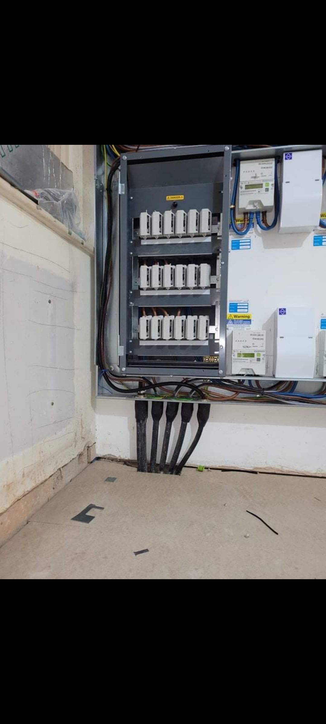 Emergency Electrician Swindon