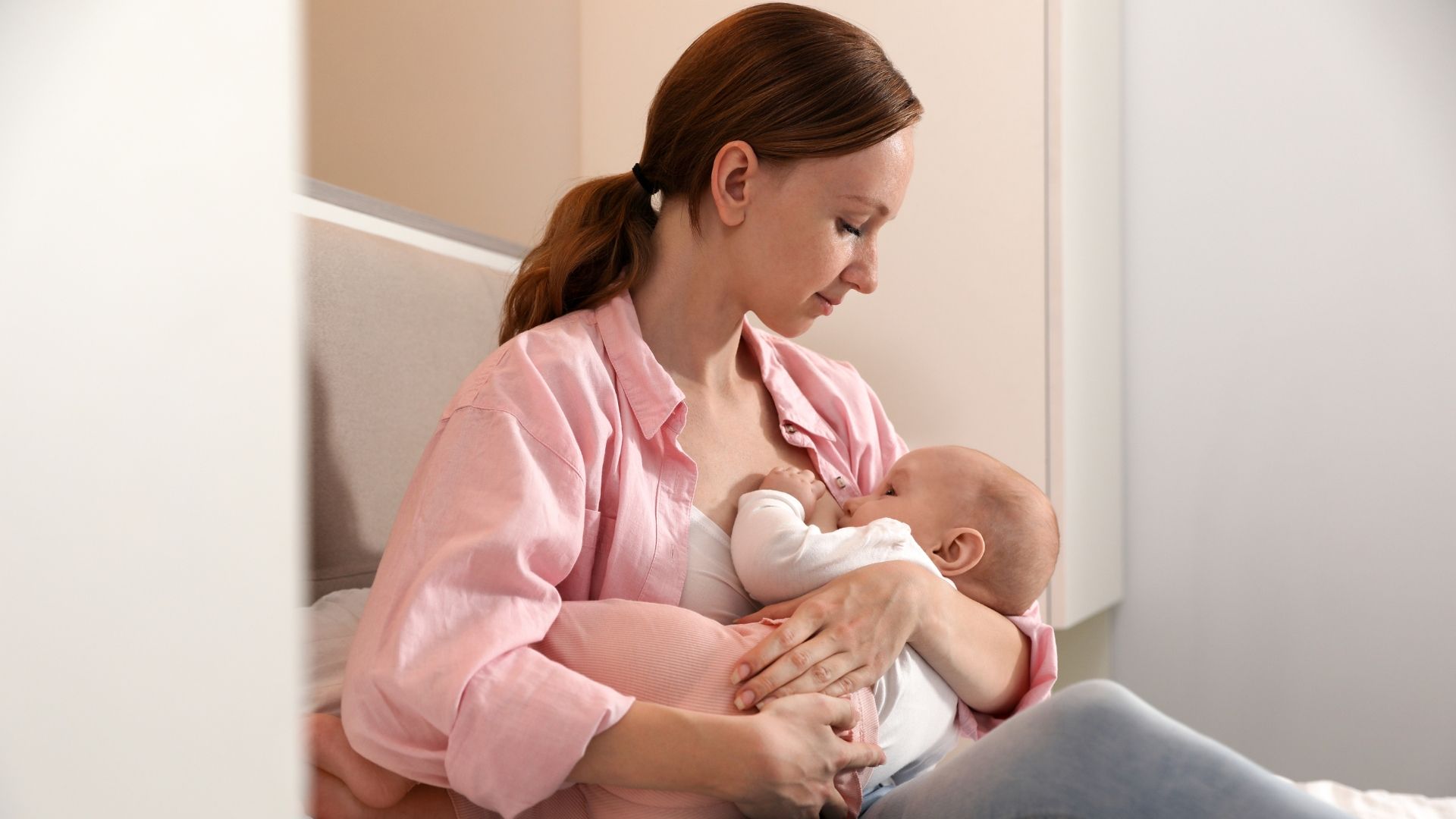 Breast feeeding mother - lactation support in British Columbia and London Ontario canada