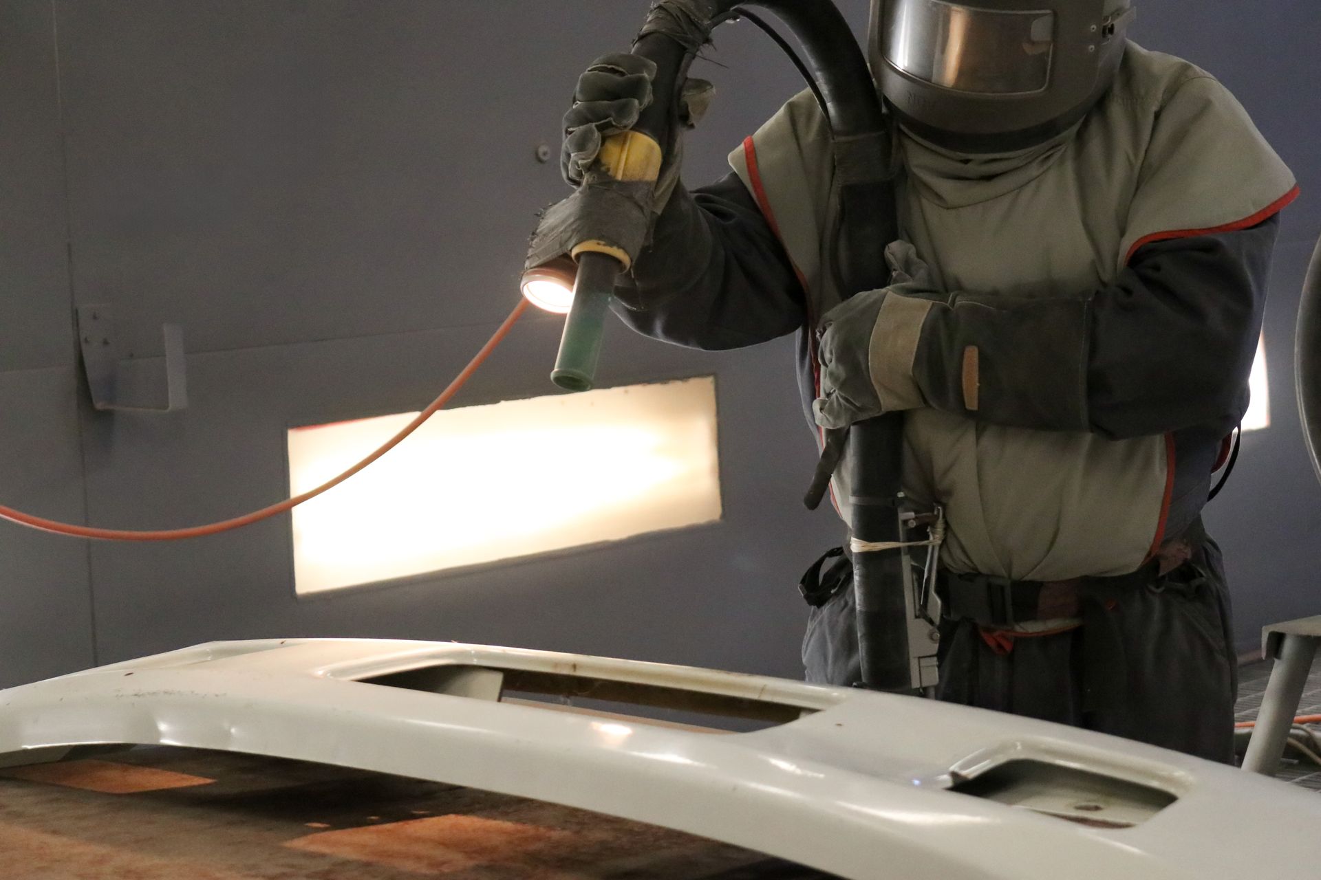 sandblast stripping 