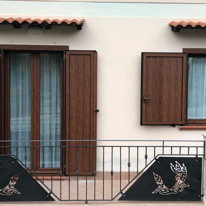 infissi in pvc effetto legno