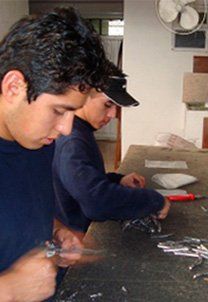 Surtipesas y Accesorios S.A.S., comercializa pesas