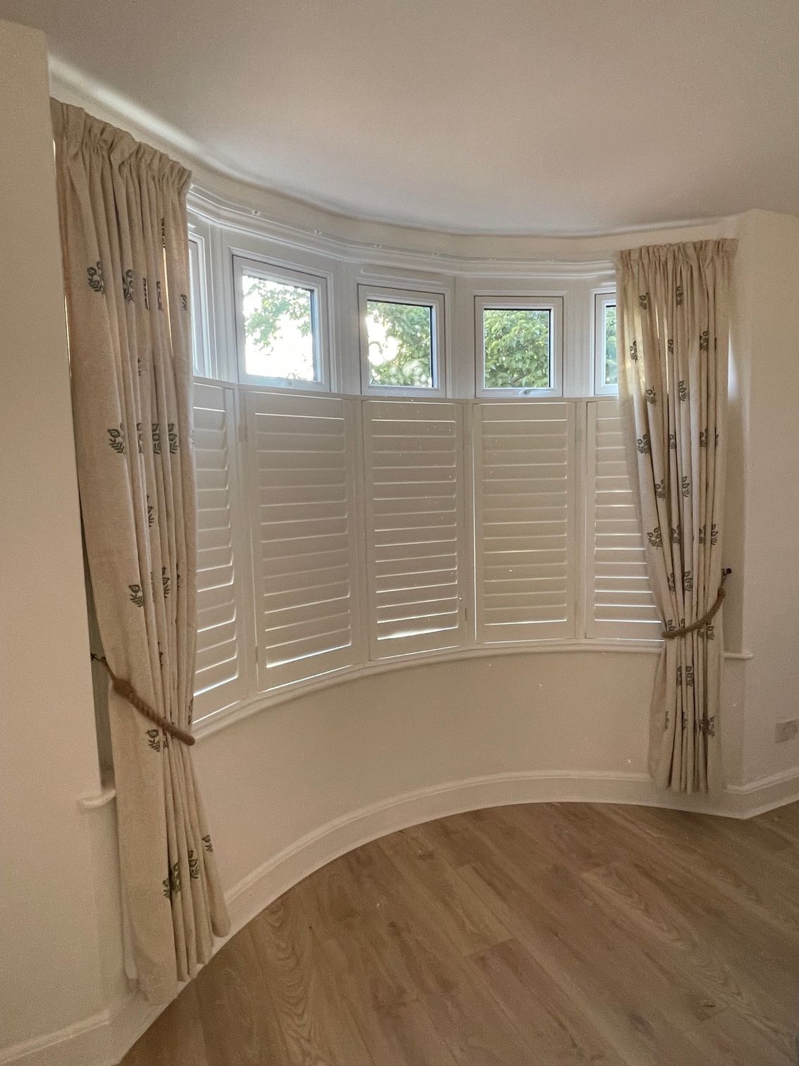 Curtain Fitters, supply & fit or installation only if you have your own Curtains