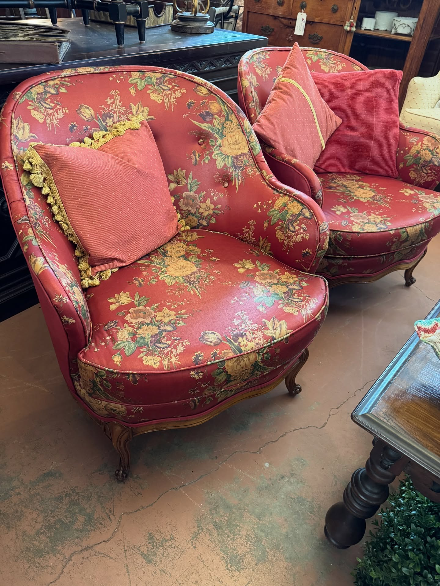 Furnitures