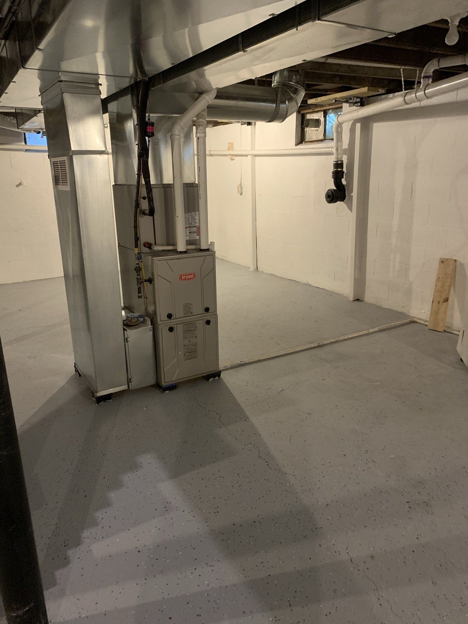 HVAC Machine on a Wide Room — Spencerville, OH — Matt’s Heating & Cooling LLC