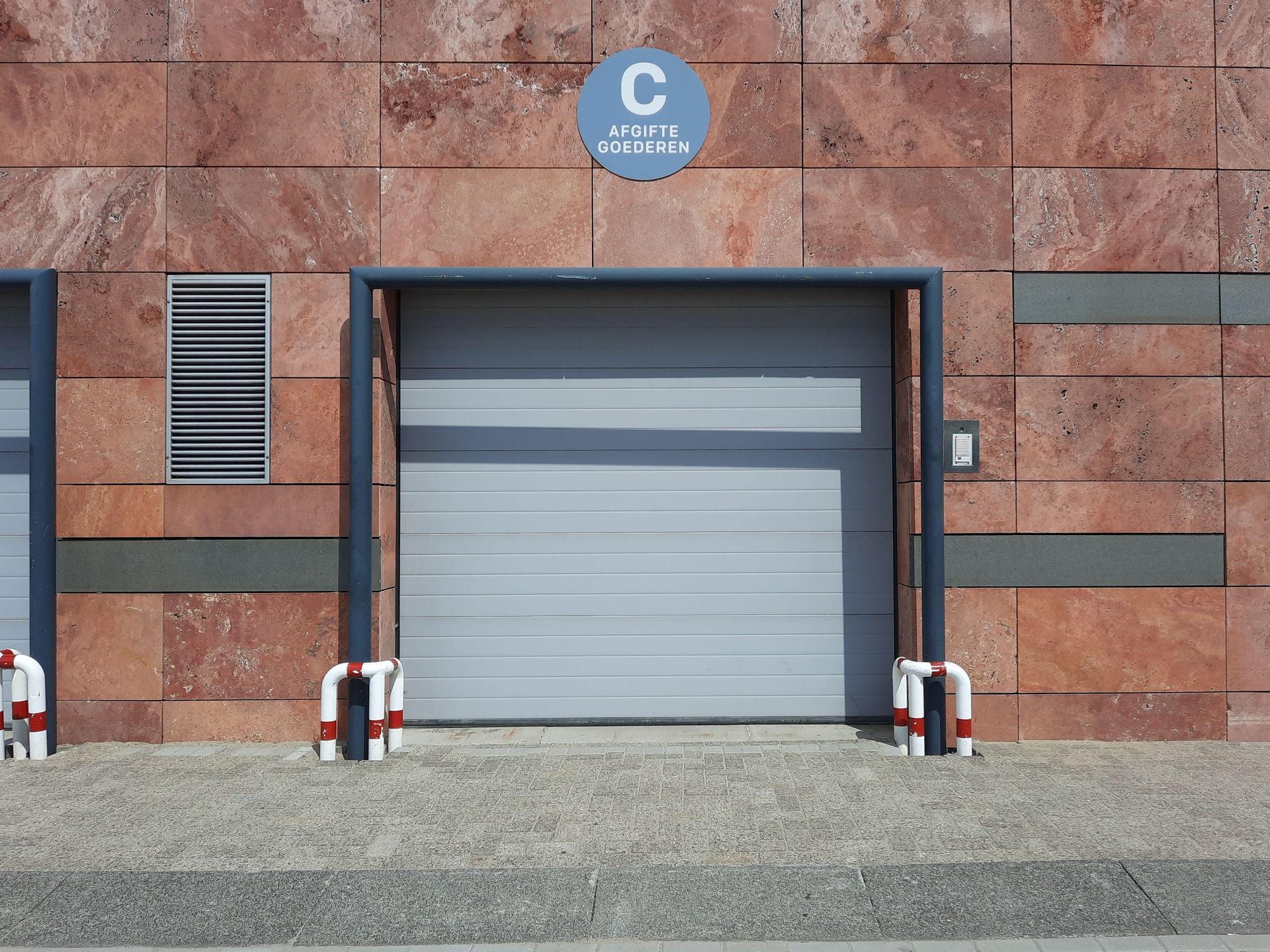 commercial garage door repair Lake Elsinore CA