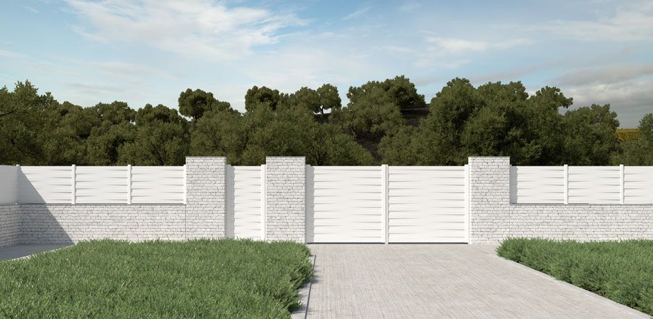 Valla Dlimity Scala Cross PVC blanco. Valla de ocultación. Postes de aluminio blanco y lamas de PVC blanco cruzadas. Valla para jardin, casa, finca, separacion de ambientes. 20 años de garantia. Fabricacion a medida, entrega en kit. Puerta peatonal y puerta para vehículos a juego.