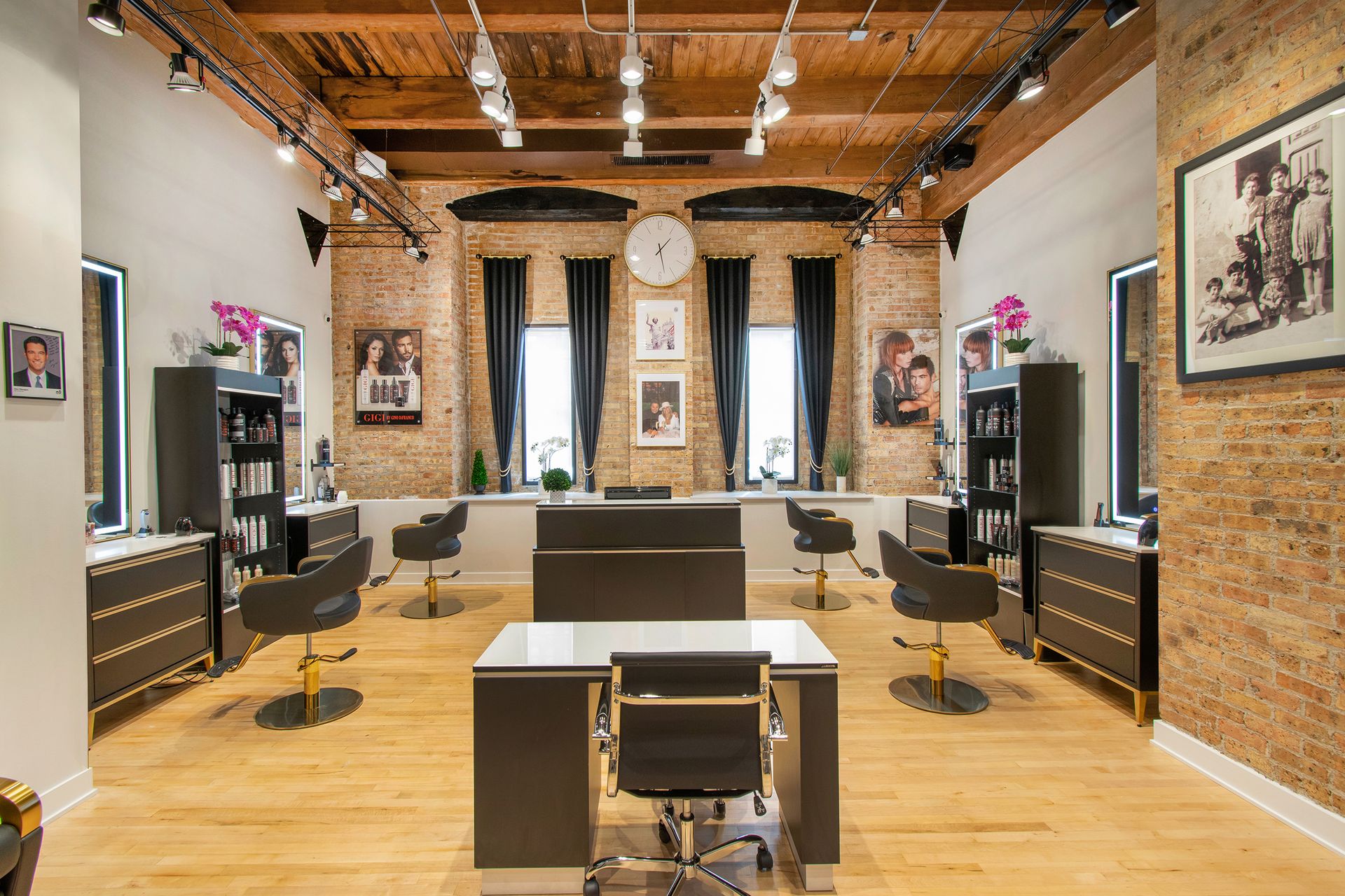 Walk-In Hair Salon in Chicago – Fast, Quality Styling Without Wait