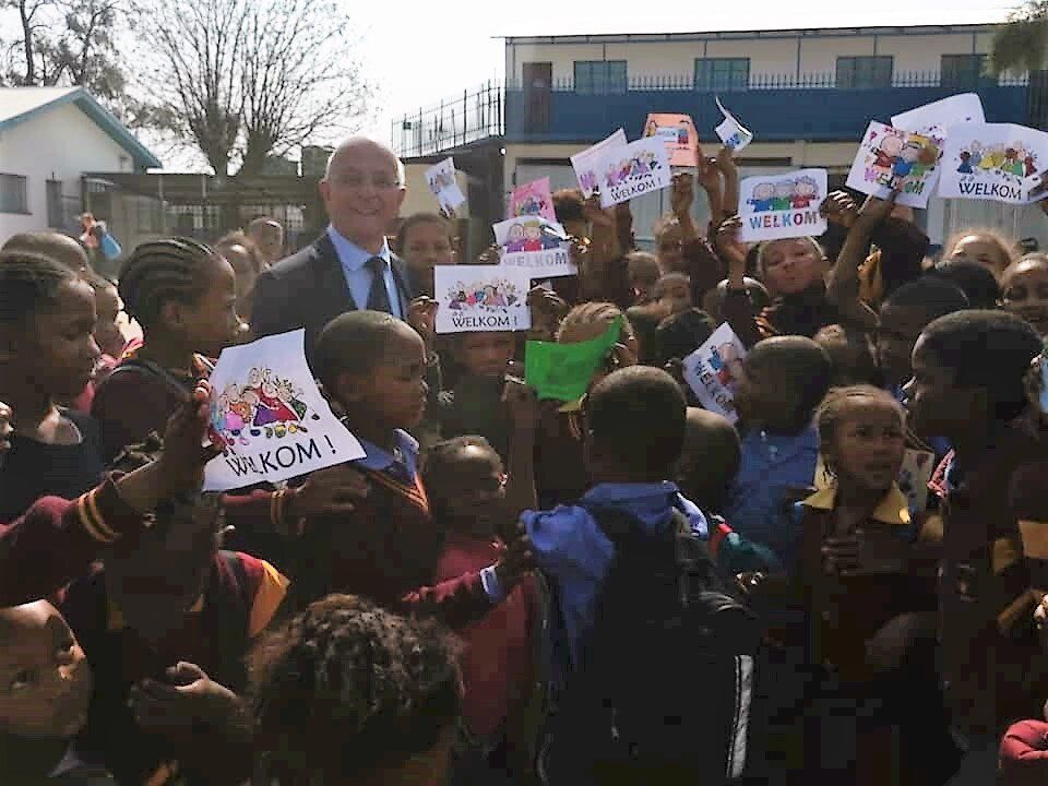 Ontvangst Wijnand op Friersdale school