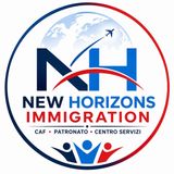 Un logo blu e rosso su sfondo nero con la scritta caf