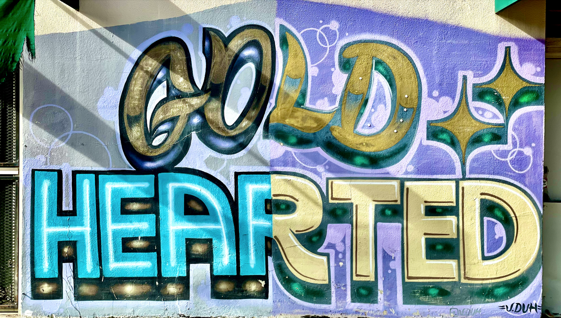 j duh mural gold hearted