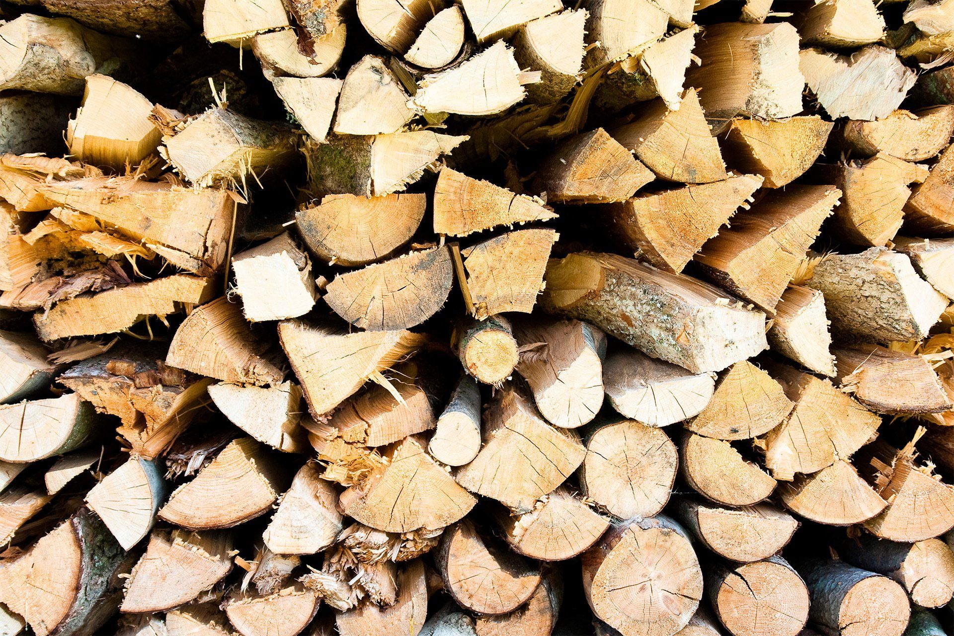 Firewood — Eagan, MN — Jerry's Garden Center