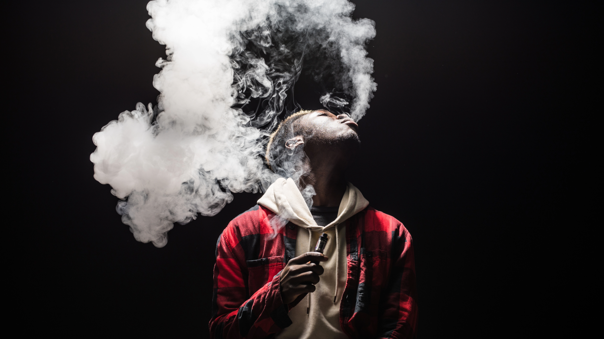 The dangers of vaping and smoking a hookah or hubbly bubbly