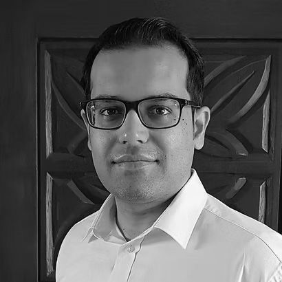 Dr Sanjeev Hariparsad