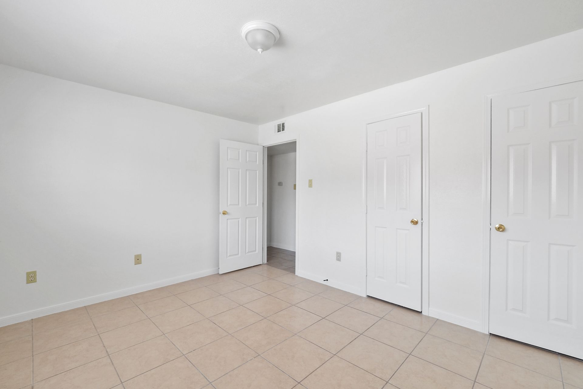 Interior Photo of Empty Room