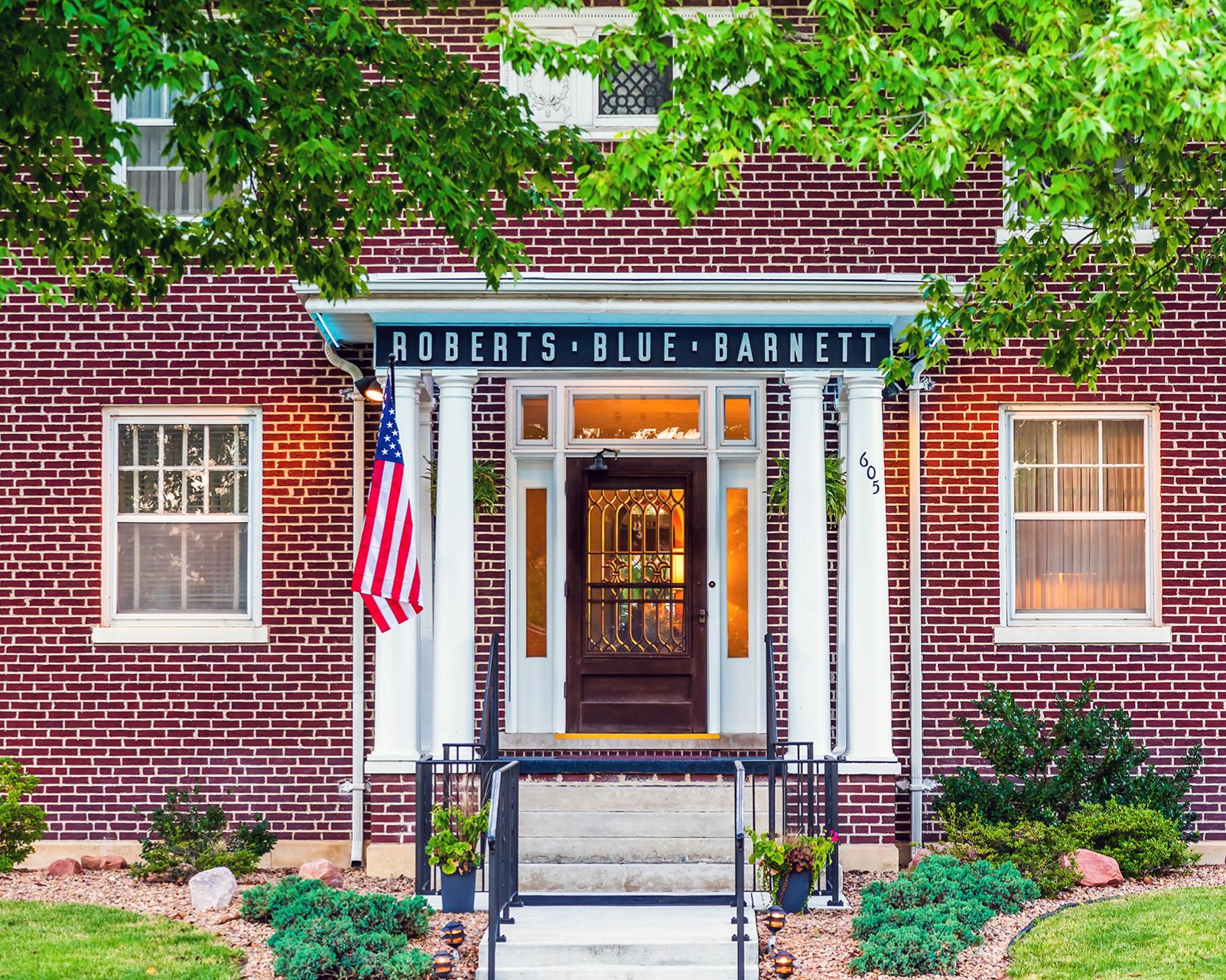 Roberts-blue-barnett Funeral Home State Street Emporia Ks