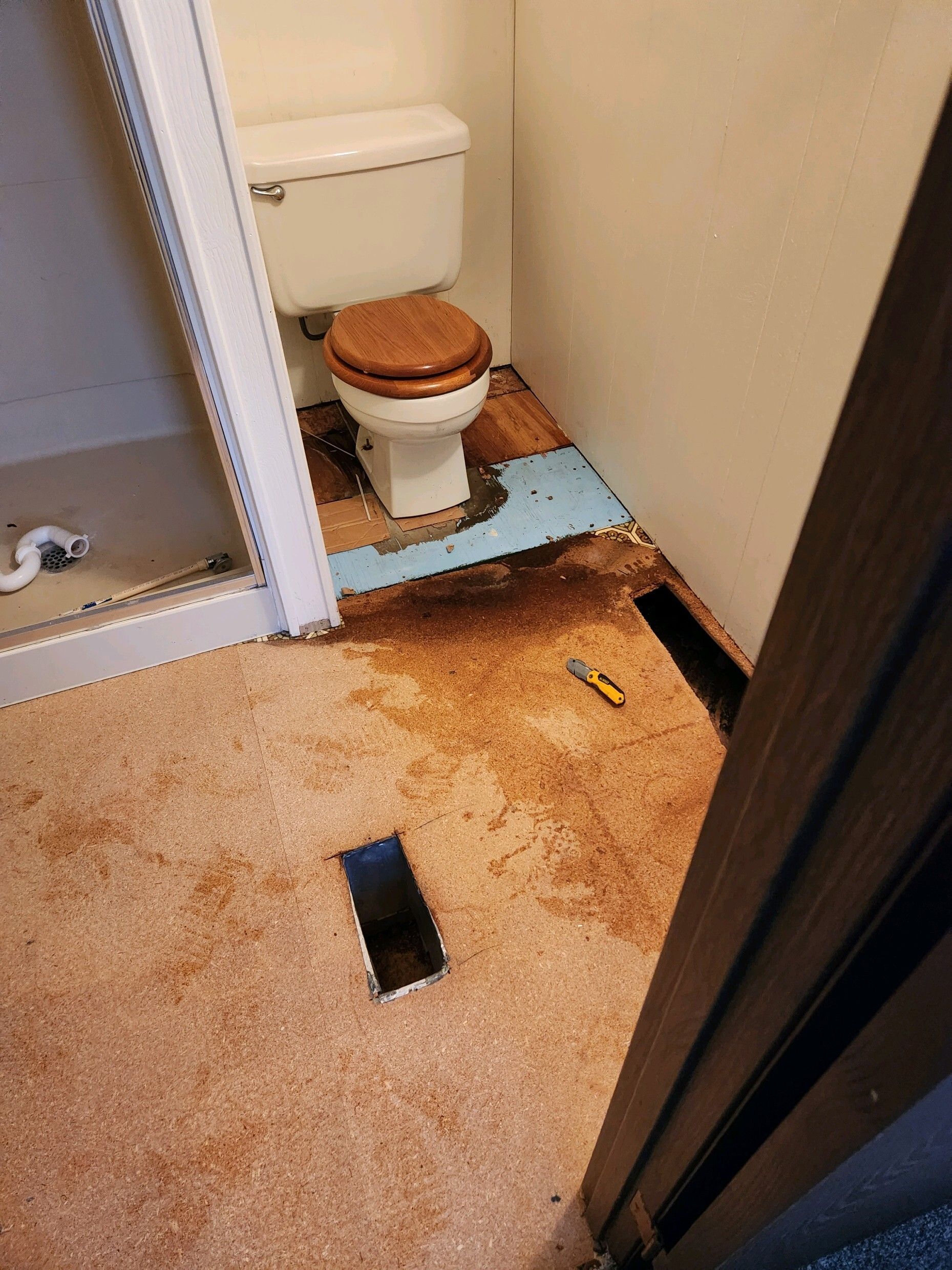 Dirty Wall | Miles City, MT | Pioneer Carpet Cleaners Dirty Wall | Miles City, MT | Pioneer Carpet Cleaners