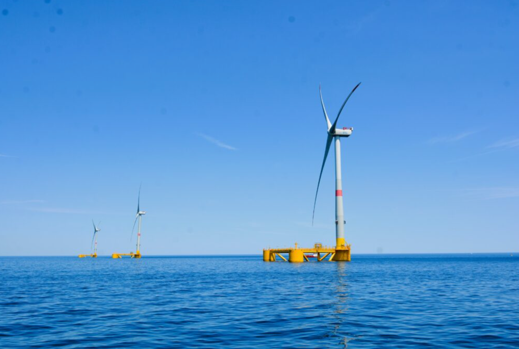 Ocean Winds、仏初の浮体式洋上風力「EFGL」が全面運転　地中海で商業化への転換点
