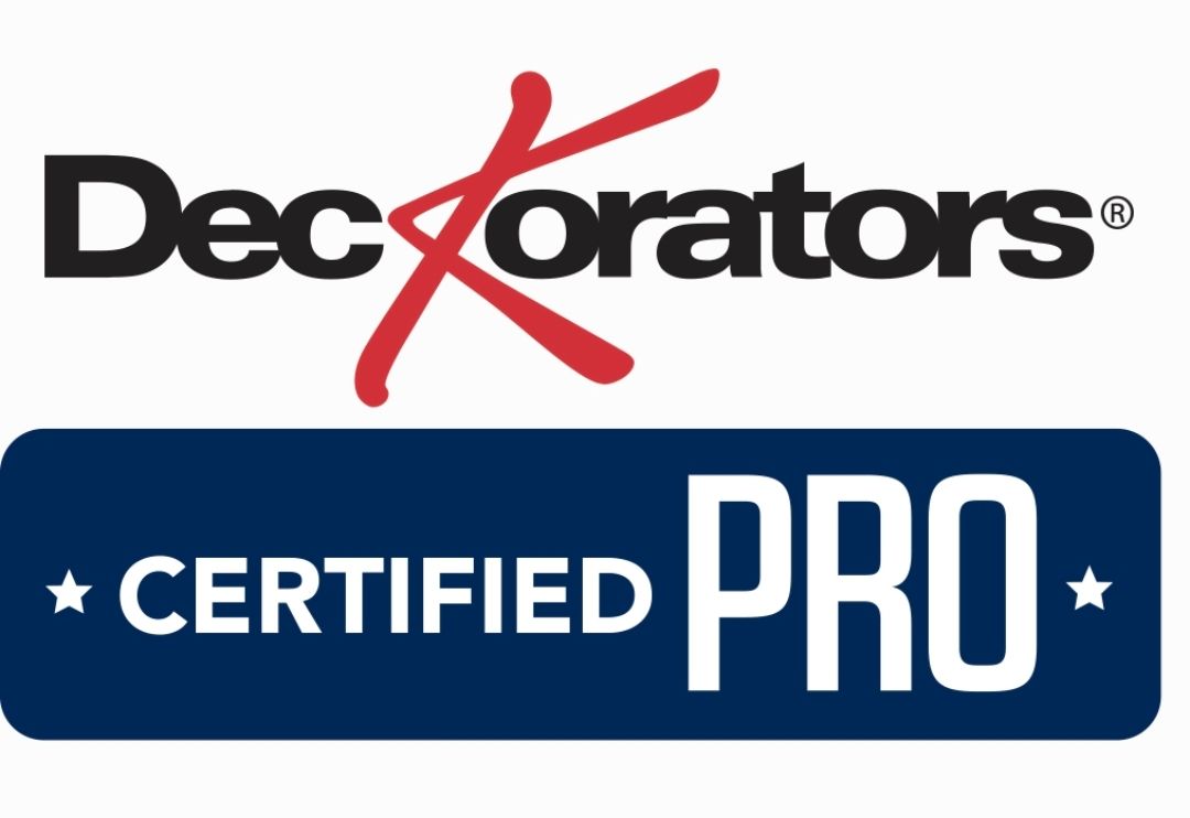 Decorators logo: Red 