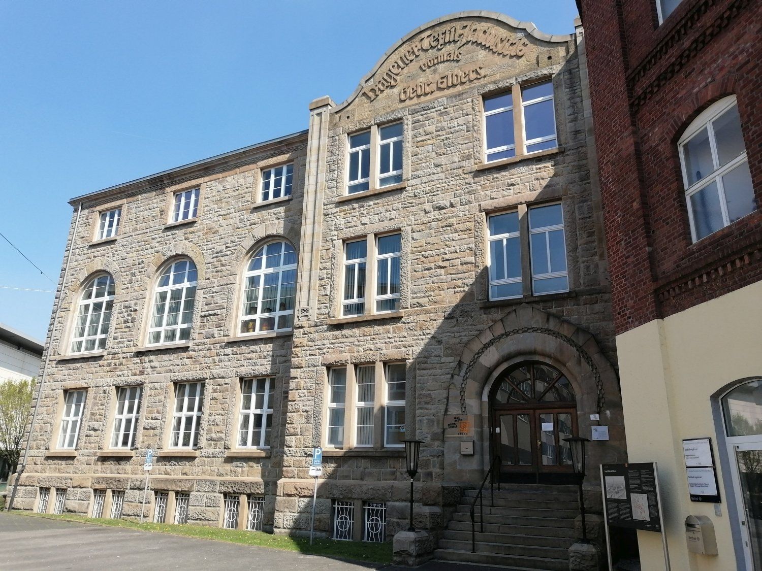 Elbershallen Verwaltungsgebäude
