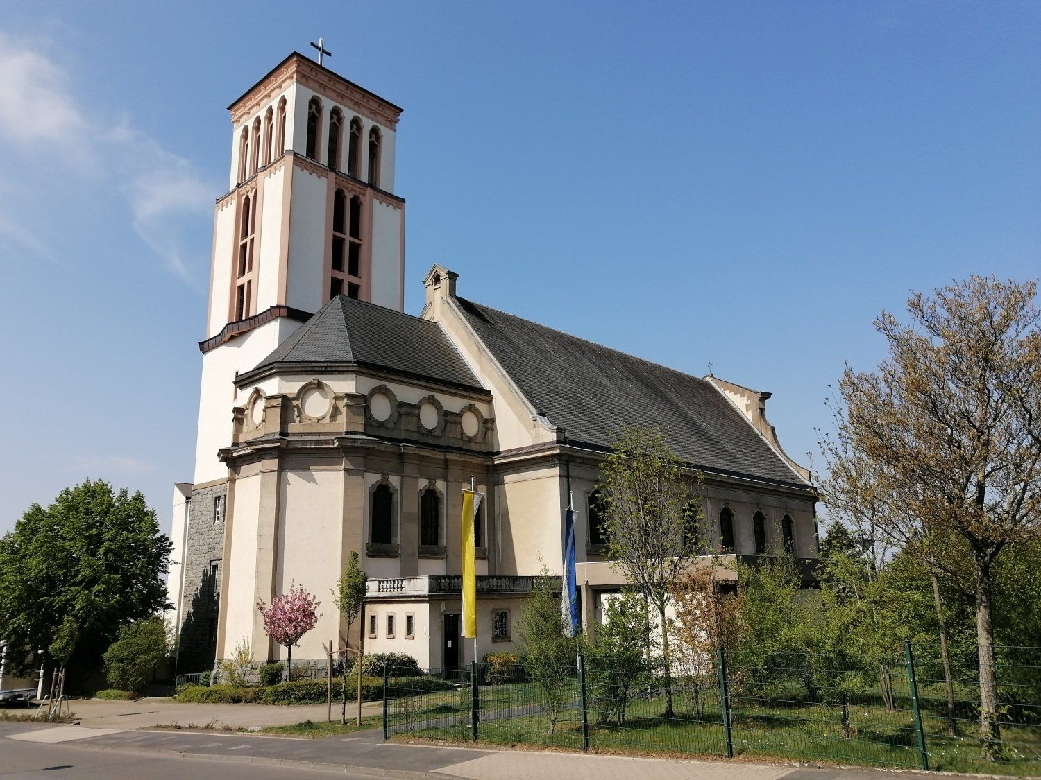 Sankt-Elisabeth-Kirche