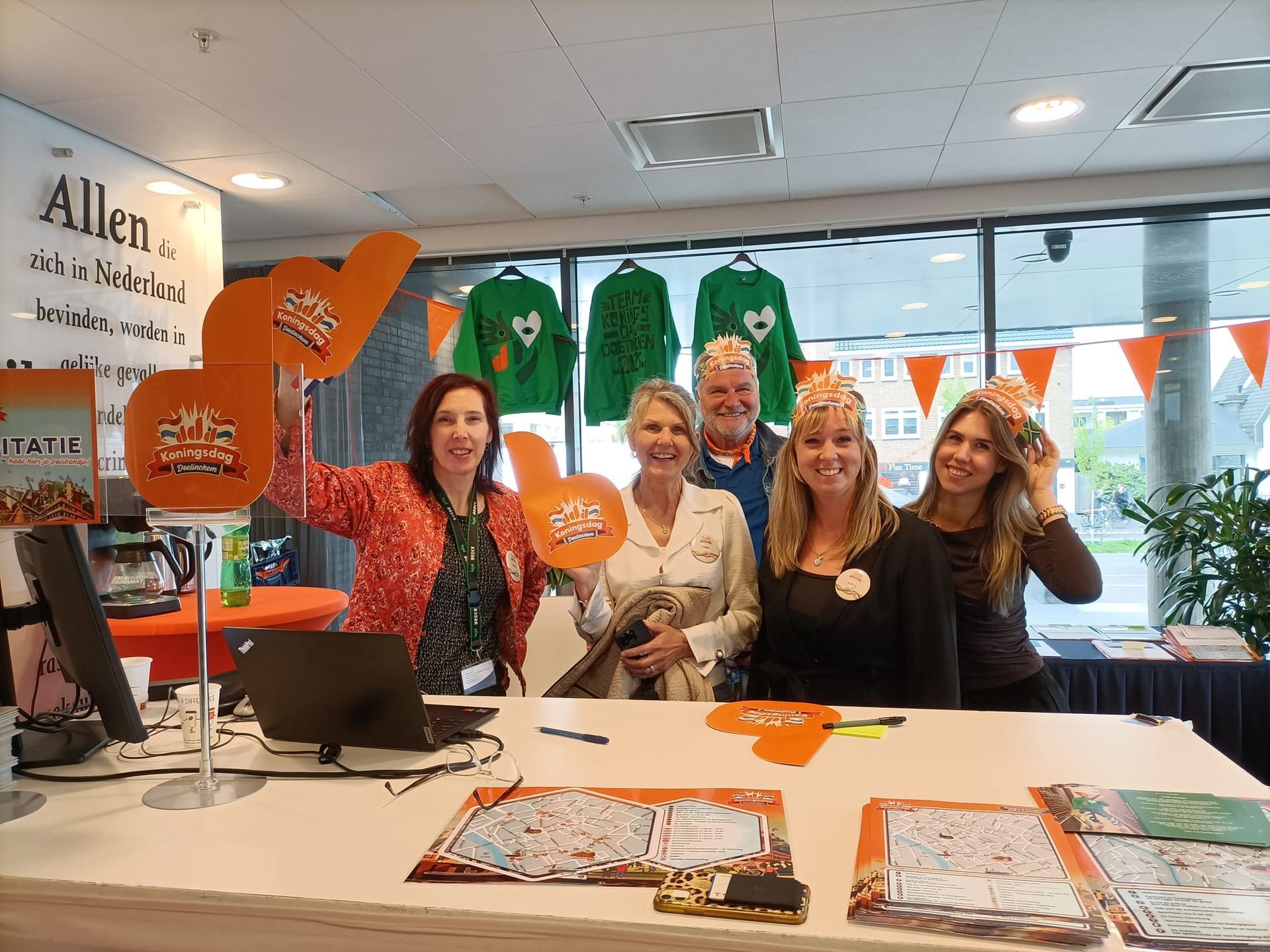 Het team van Plan X Events bij het begeleiden van de vrijwilligers tijdens Koningsdag in Doetinchem 