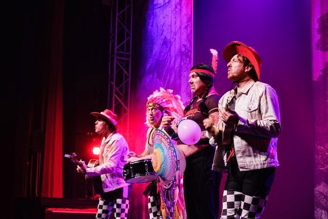 Theateroptreden tijdens het relatie- en personeelsevent van WBC Bouwgroep, volledig geproduceerd door Plan X Events