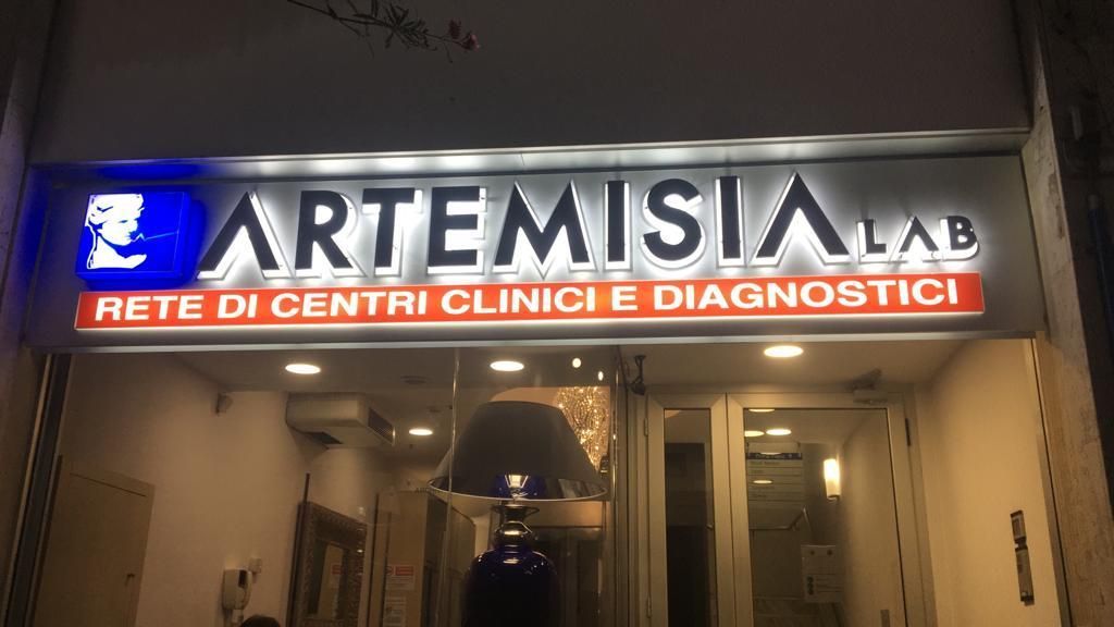 insegne luminose a box
