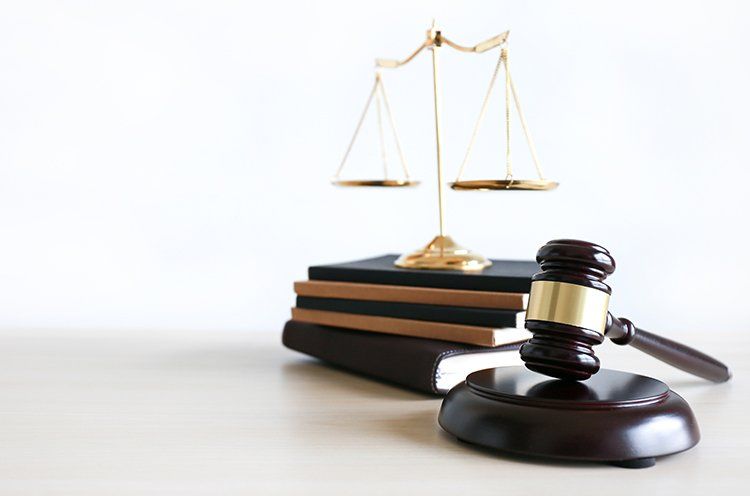 Scale of Justice and Gavel — Springfield, TN — The Law Office of Joe R. “Jay” Johnson, II Scale of Justice and Gavel — Springfield, TN — The Law Office of Joe R. “Jay” Johnson, II