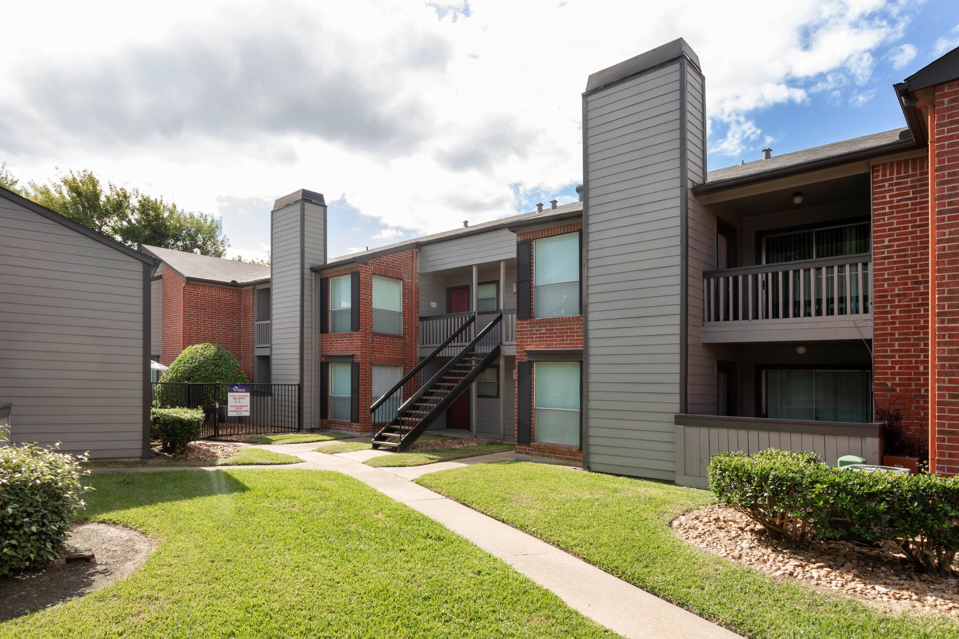 Houston, TX Apartments for Rent in Westchase Finley West