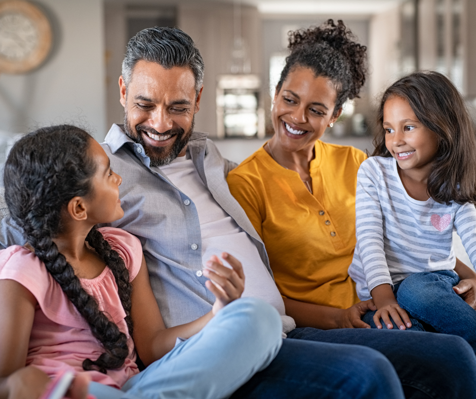 picture of smiling family