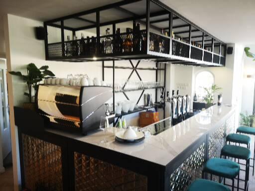 Stalen bar