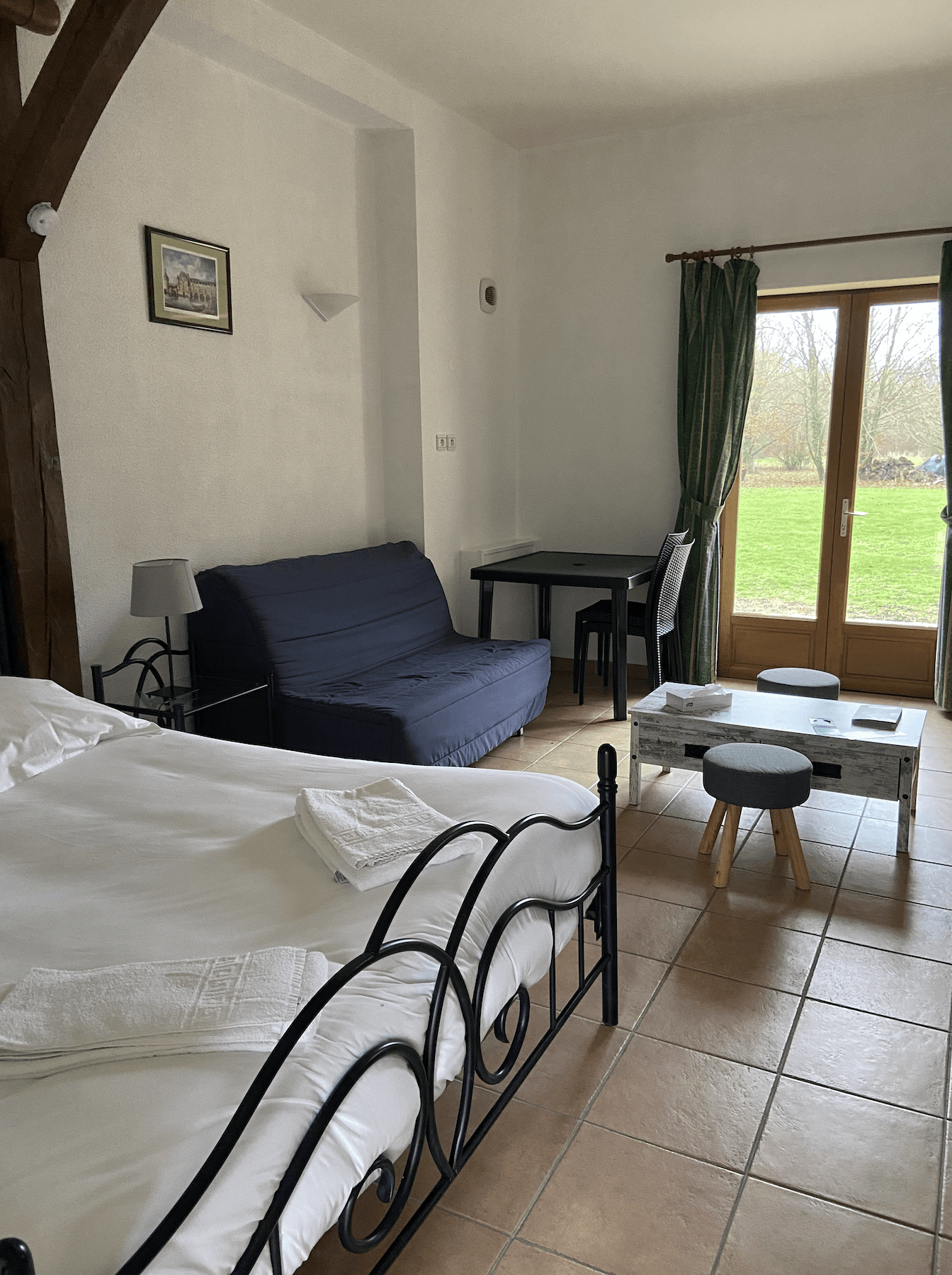 Appartement avec lit double et clic clac du golf de la Carte