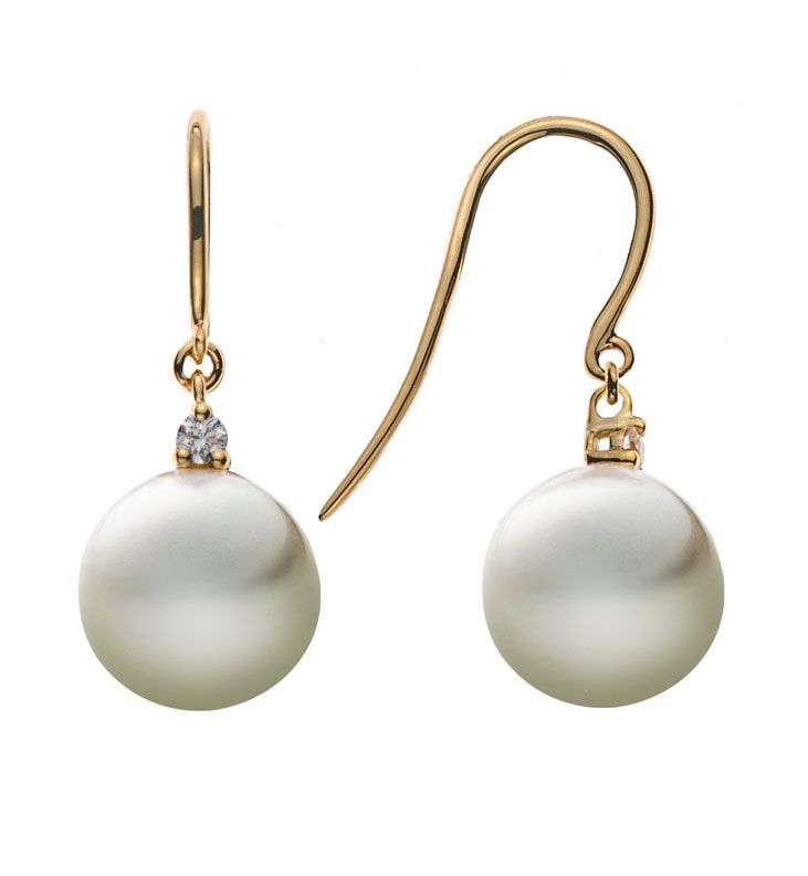 Boucles d'oreilles pendantes en or avec crochet, perles blanches et petites pierres transparentes