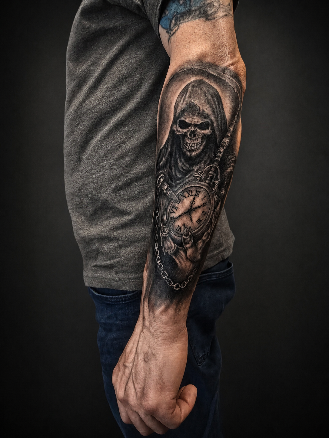 Black & grey Grim Reaper and clock tattoo.
Tattoo by Thomas at HD Ink Tattoos , Bathgate, West Lothian.