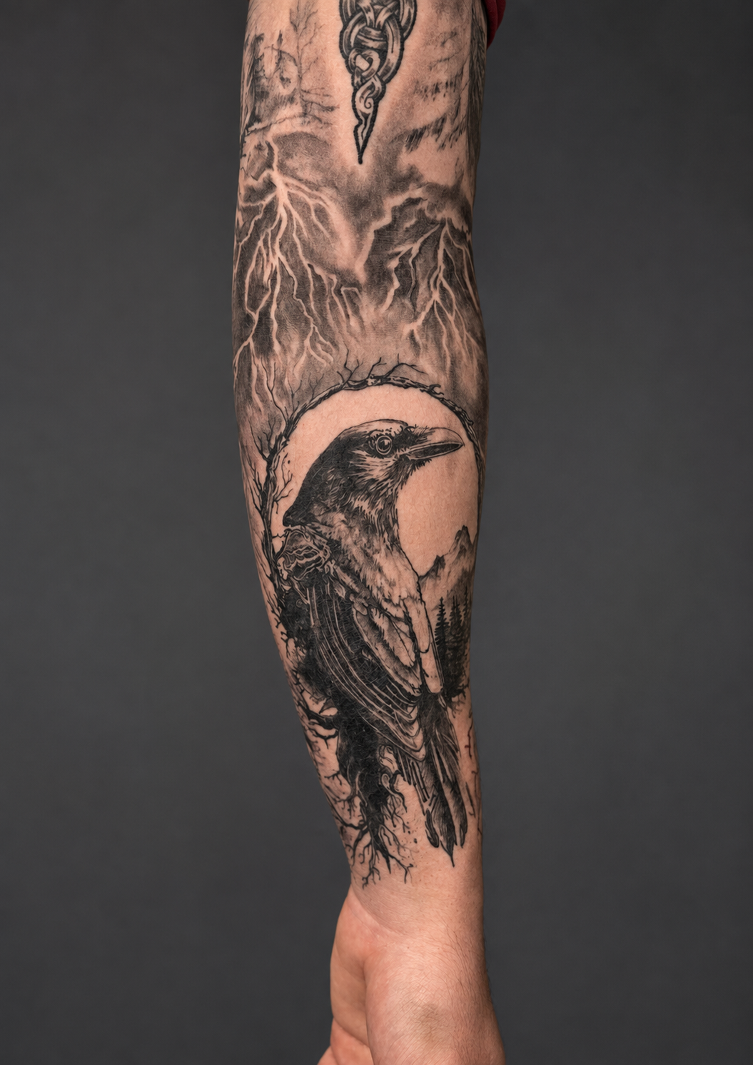 Black & grey raven tattoo.
Tattoo by Arek at HD Ink Tattoos , Bathgate, West Lothian.