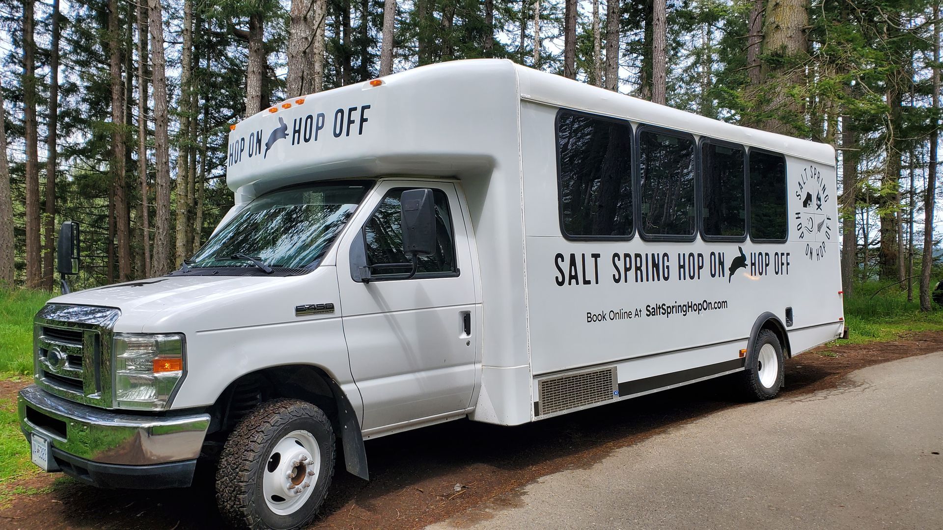 Salt Spring Hop On Tour - Shuttle Bus