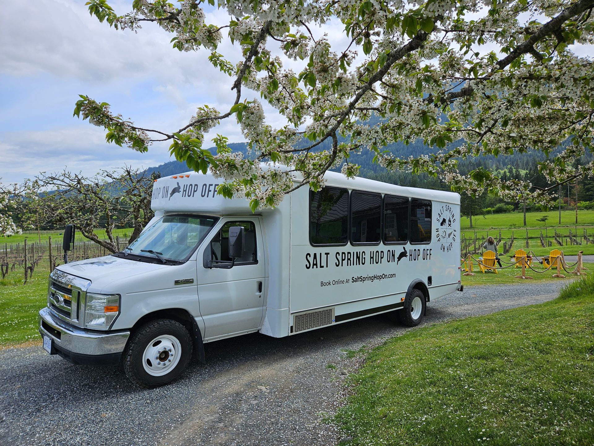 Salt Spring Hop On Tours Bus