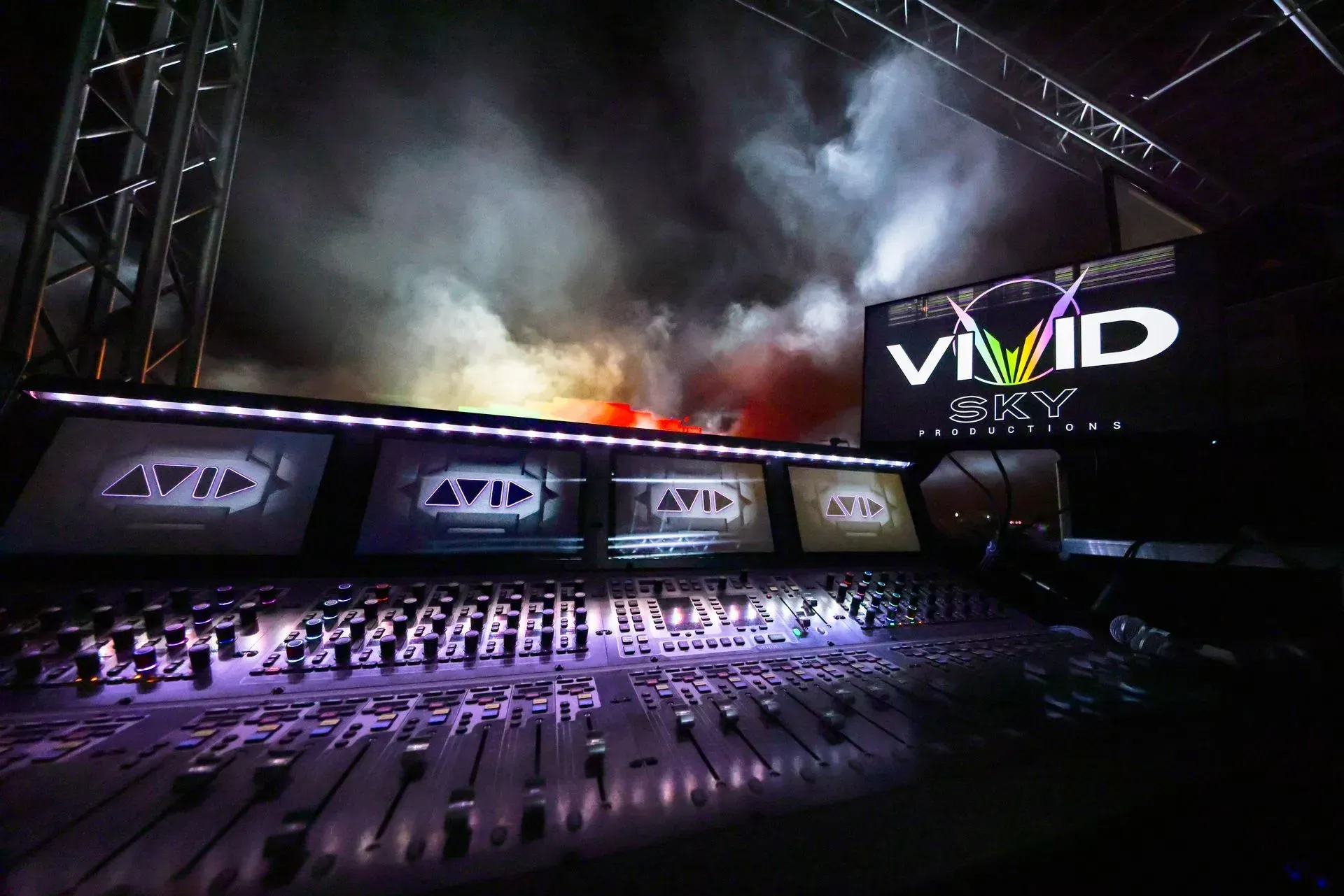 The word vivid that is on a sign