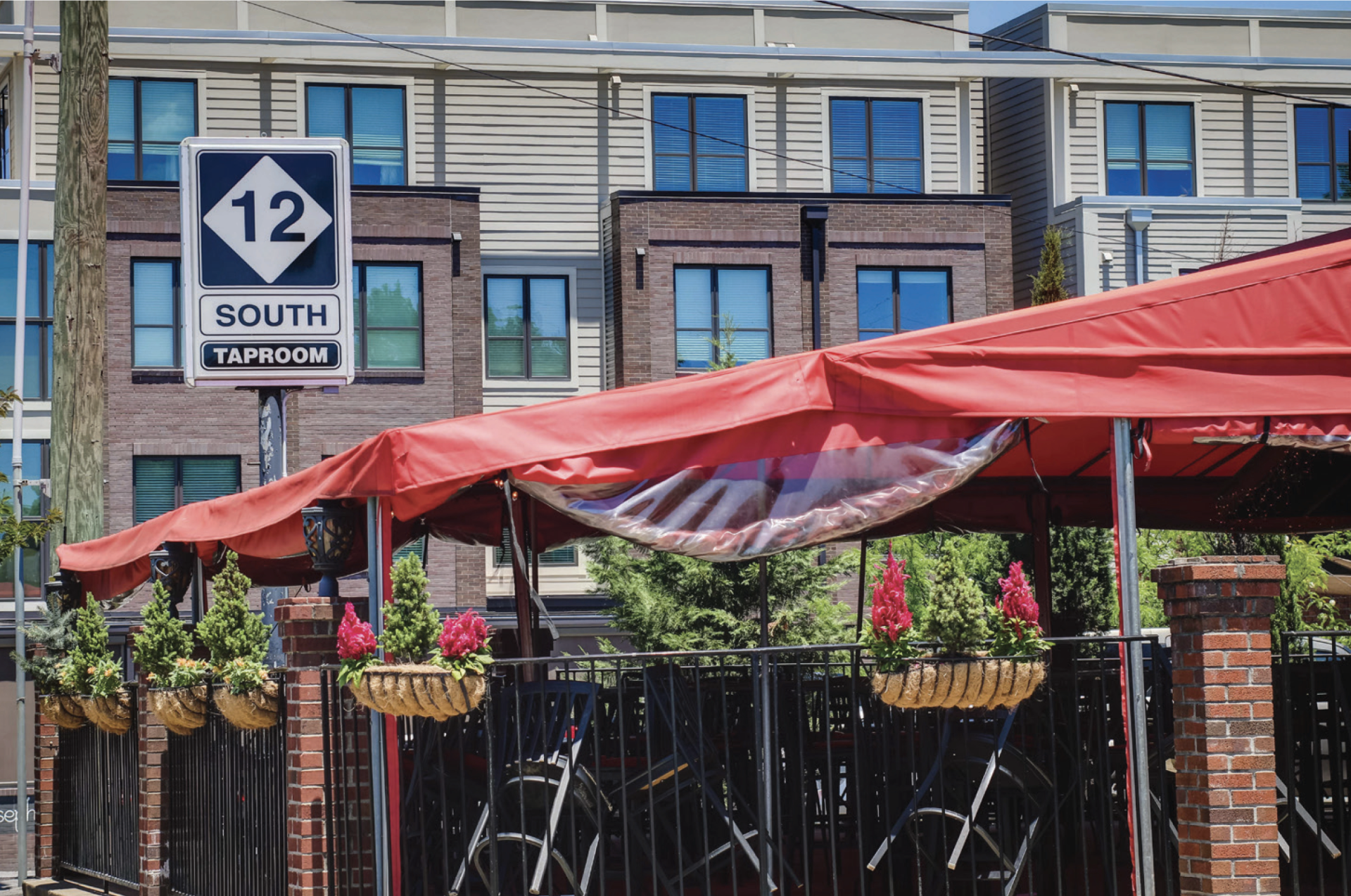 12 South neighborhood attractions and homes