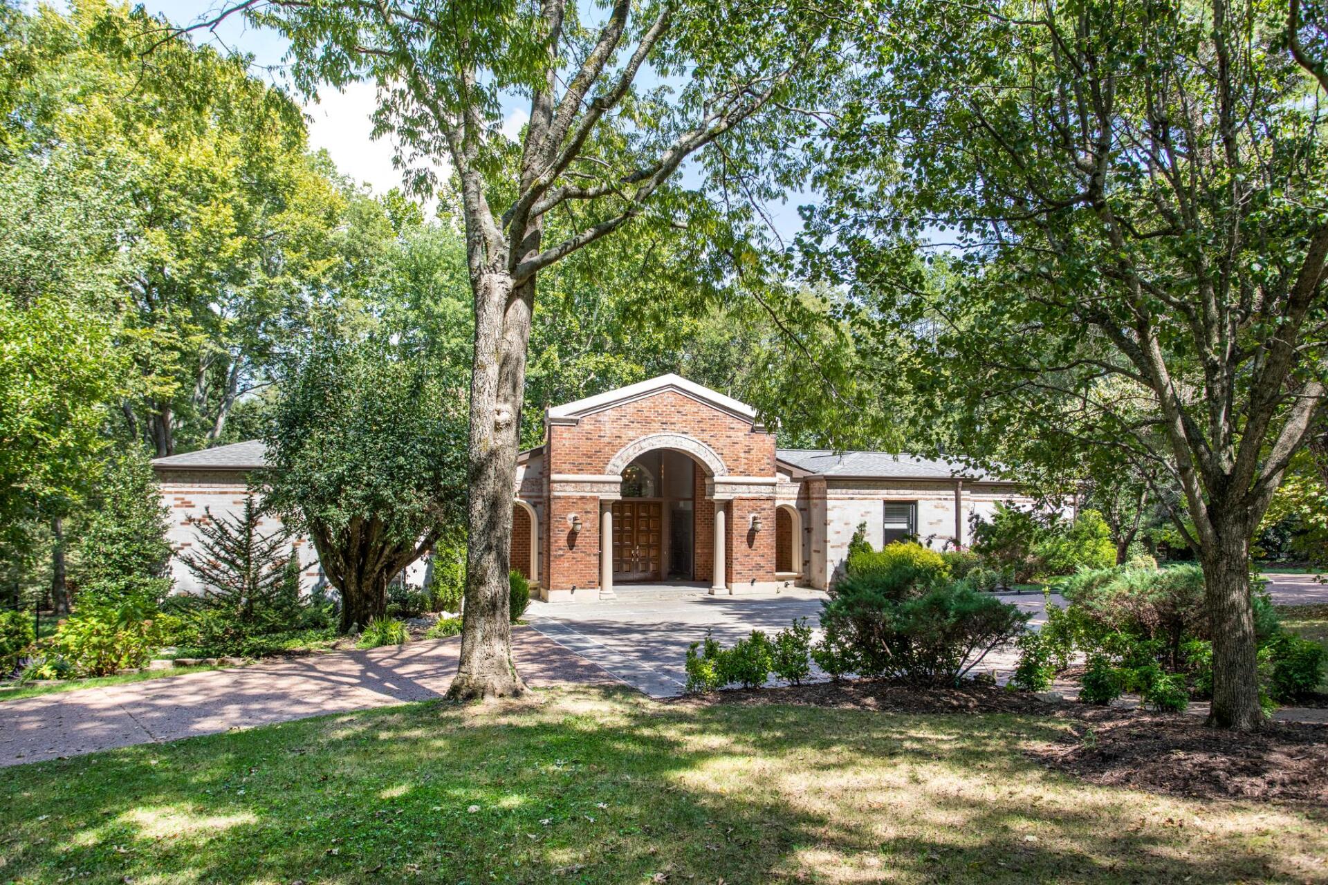 home in Forest Hills neighborhood of Nashville Tennessee