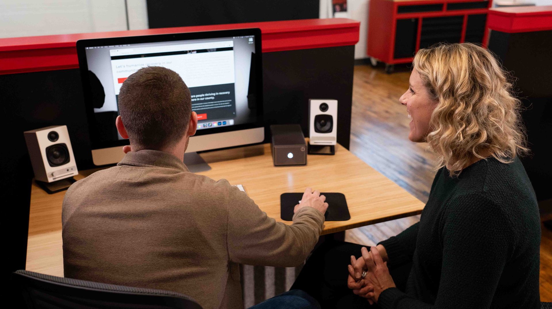 Custom website homepage designed by Mirrorless Productions for We Heart You in Oshkosh, Wisconsin.
