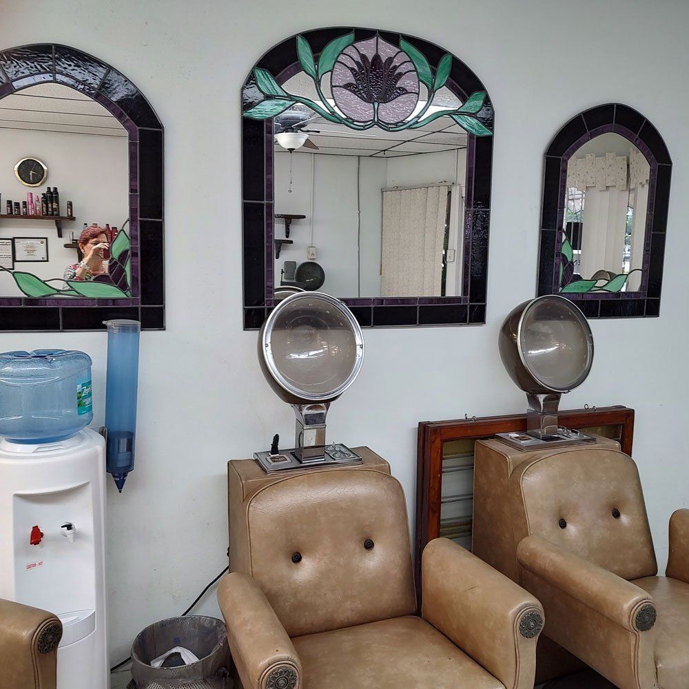 Salon Dryer Chair — Largo, FL — Susan's Curls & Creations