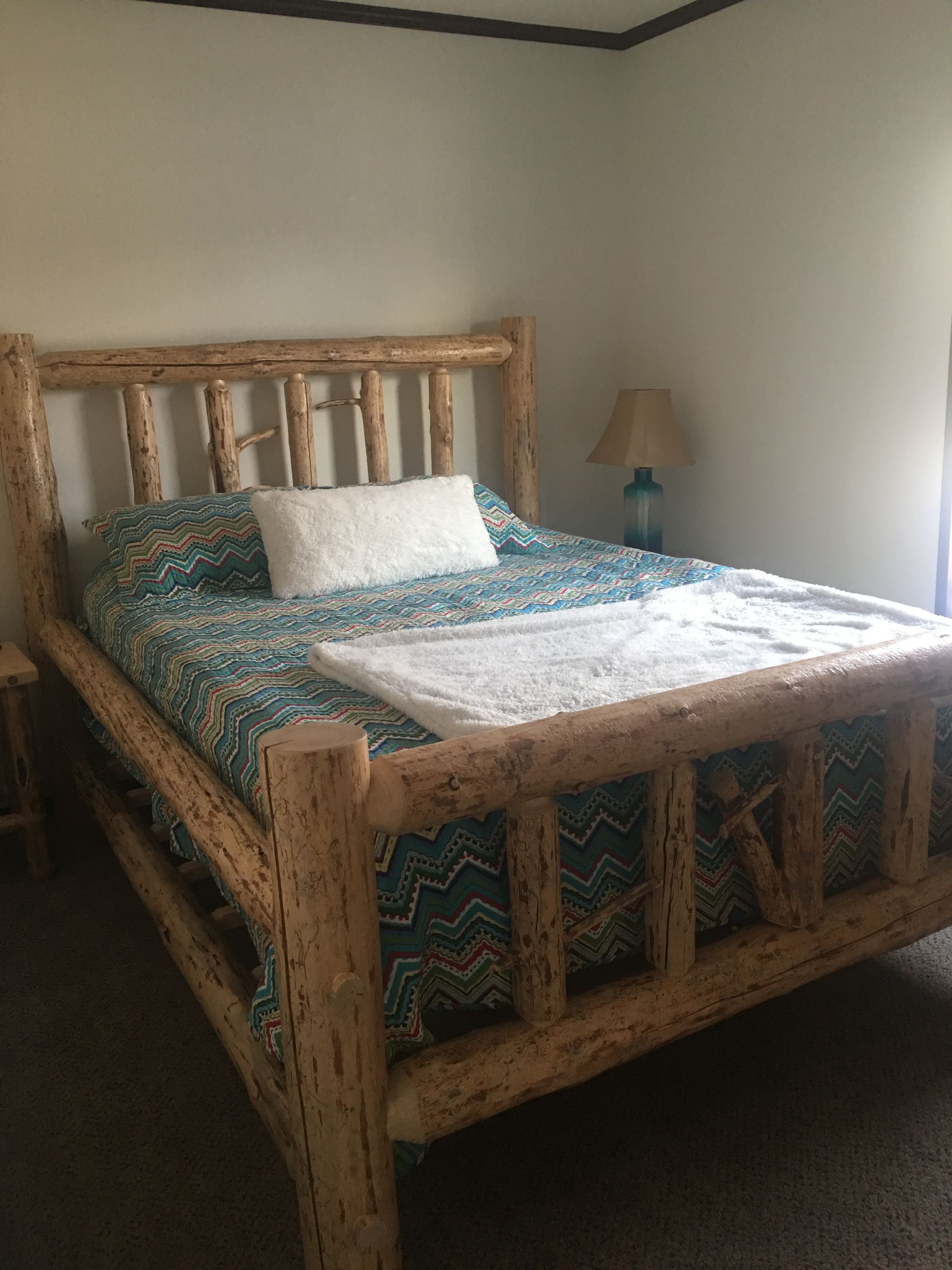 Log Beds, Rustic Bed Frames Missoula, MT Lumberjack Log Furniture